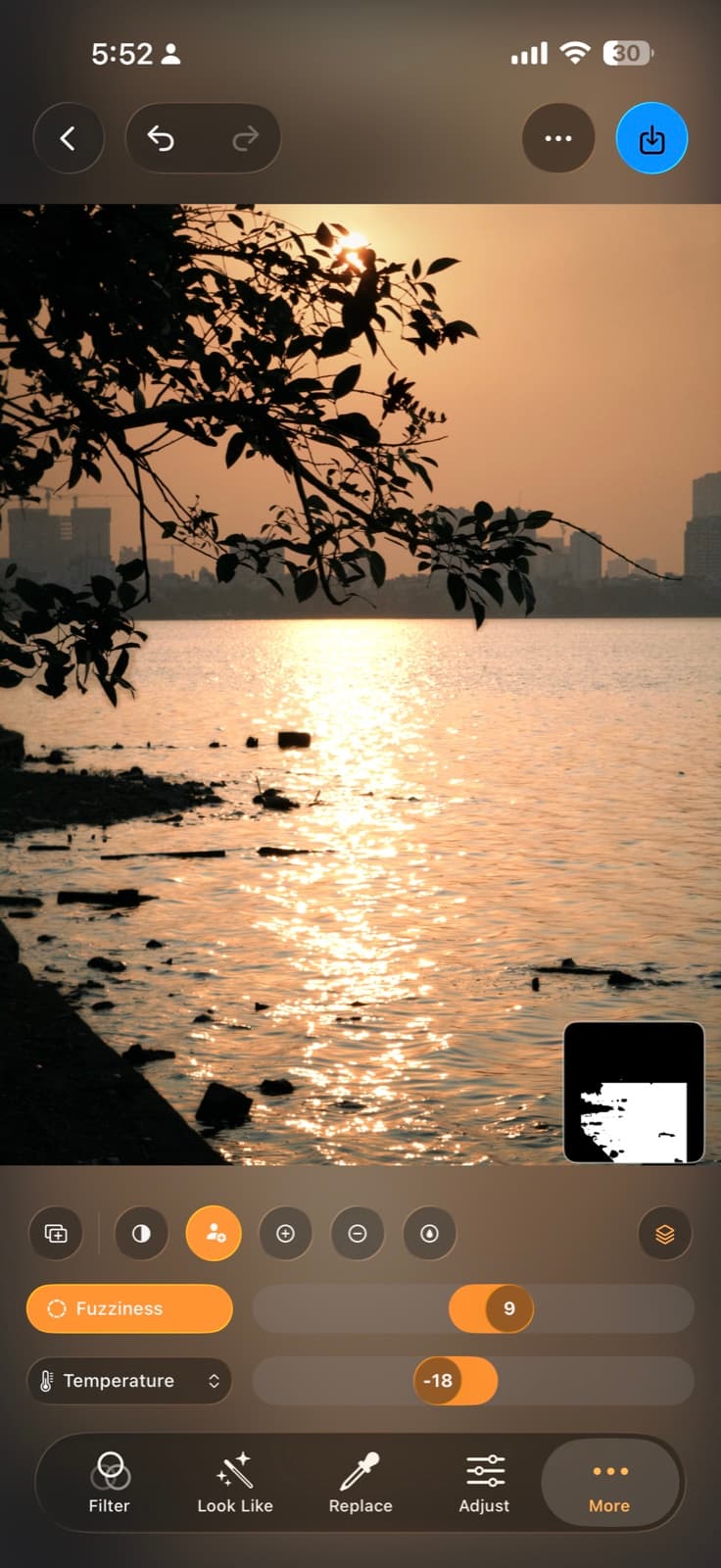 Filmera's object mask selecting part of a sunset scene